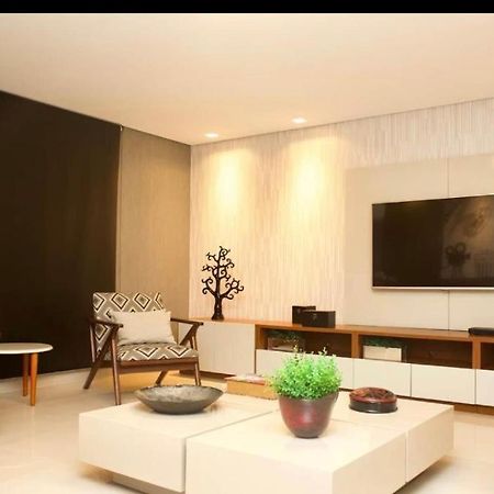 Predio E Apartamento Novo Perto Da Praia :) Apartment กัวรูจา ภายนอก รูปภาพ