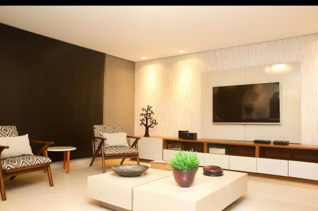 Predio E Apartamento Novo Perto Da Praia :) Apartment กัวรูจา ภายนอก รูปภาพ